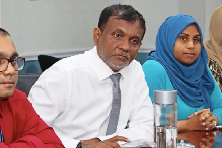 ރައްޔިތުންގެ އިތުބާރުލިބޭ ޚިދުމަތަކަށް ސިވިލް ސަރވިސް ހެދުމަށް އިލްތިމާސްކޮށްފި
