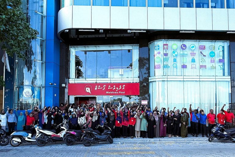 ޕޯސްޓުގެ ނަމުގައި ސްކޭމެއް، ސަމާލުވާން އެދިއްޖެ