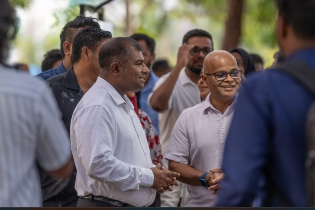 ހުޅުމާލޭގައި މީހުން އާބާދުވިތާ 21 އަހަރު ފުރުން ފާހަގަކުރުމަށް "ސްޓޯރީ ފޮޓޯ ވޯކް" ހުޅުވައިފި