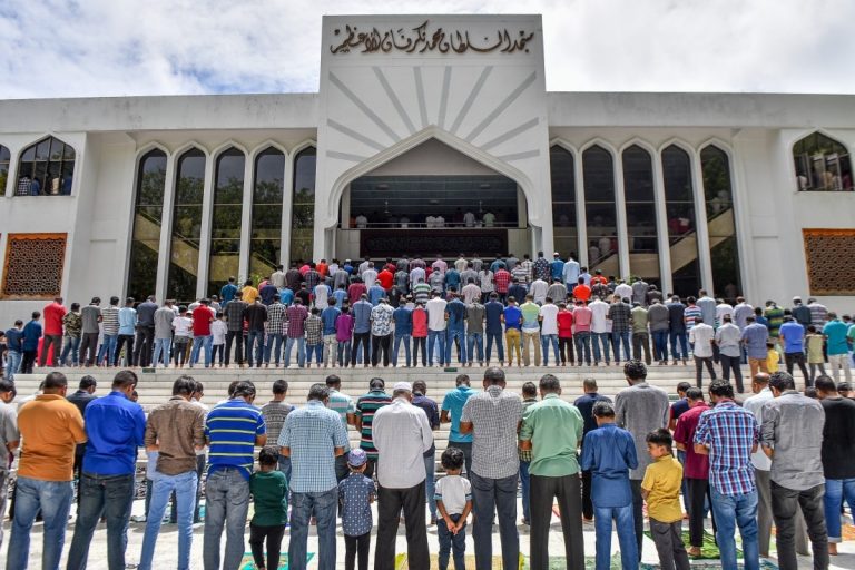 ތަވާޟުޢުވެރިކަމުގައި ހިފަހައްޓައިފި މީހާއަށް އާޚިރަތުގައި ނިޢުމަތާއި ބާއްޖަވެރިކަން ދެއްވާނެ: ޚުޠުބާ
