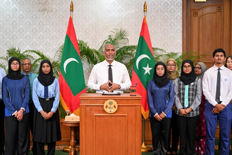 ދުންފަތުގެ އިސްތިއުމާލުކުރުން ހުއްޓާލާ ރަށްރަށުގެ ރައްޔިތުންނަށް އިނާޔަތެއް ދިނުމަށް ދިރާސާއެއް ކުރަނީ