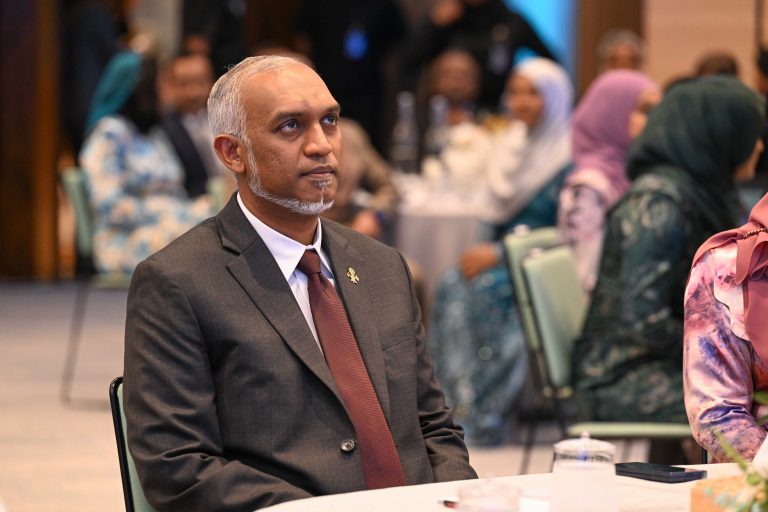 ޕަބްލިކް ސާވަންޓުންނަކީ ރަނގަޅު ވެރިކަމެއްގެ ތަނބު: ރައީސް