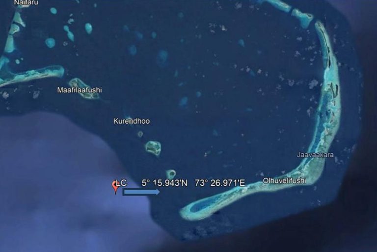 ބަންޑުން ޖަހާލި ލޭންޑިންގ ކްރާފްޓުގައި ހުރި ތަކެތި އޮޔާދާތީ ސަމާލުވުމަށް އެދެފި