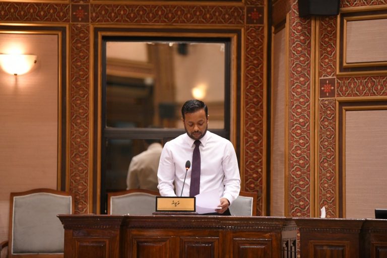 ޔުޓިލިޓީން ހުއްދަ ނުނަގައި ހިނގި ޕްރޮޖެކްޓުތައް އެމްޑަބްލިޔުއެސްސީ އާއި ހަވާލުކޮށްގެން ކުރިއަށް ގެންދަނީ
