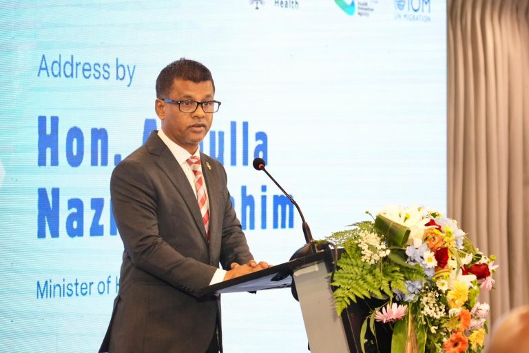 ބިިދޭސީންގެ ސިއްޙަތާއިބެހޭ ސިޔާސަތާއެކު އެންމެންނަށް ސިއްޙީ ޚިދުމަތް ކަށަވަރުވާނެ: މިނިސްޓަރ