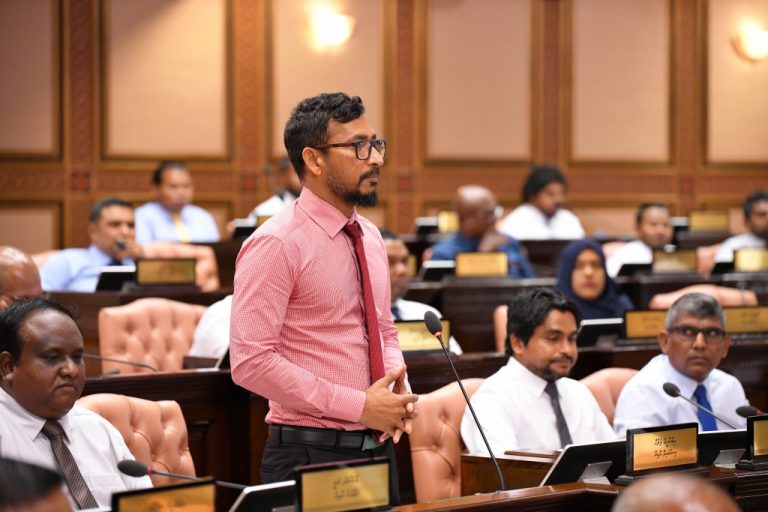 އީރާނާއި އިޒްރޭލުގެ ހަނގުރާމައަށްވުރެ އެމްޑީޕީއިން ގައުމަށް ލިބޭ ގެއްލުން ބޮޑު: ފަލާހު