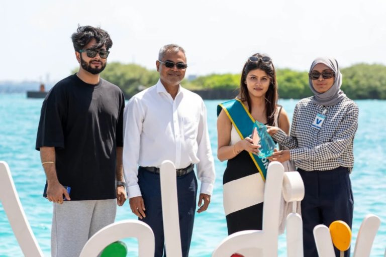 އަހަރުގެ 6 މަސްތެރޭގައި އެއް މިލިއަންވަނަ ފަތުރުވެރިޔާ ރާއްޖެ އައިސްފި