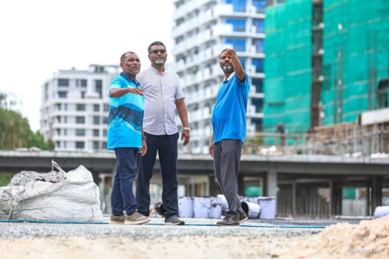 ބައިނަލްއަޤްވާމީ ސުވިމިންޕޫލުގެ މަސައްކަތްތައް ހިނގަމުންދާގޮތް ވަޒީރު ރާފިޢު ބައްލަވާލައްވައިފި