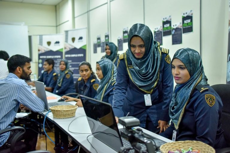 މާދަމާވެސް ޕާސްޕޯޓުގެ ޚިދުމަތް ލިބޭނެ: އިމިގްރޭޝަން