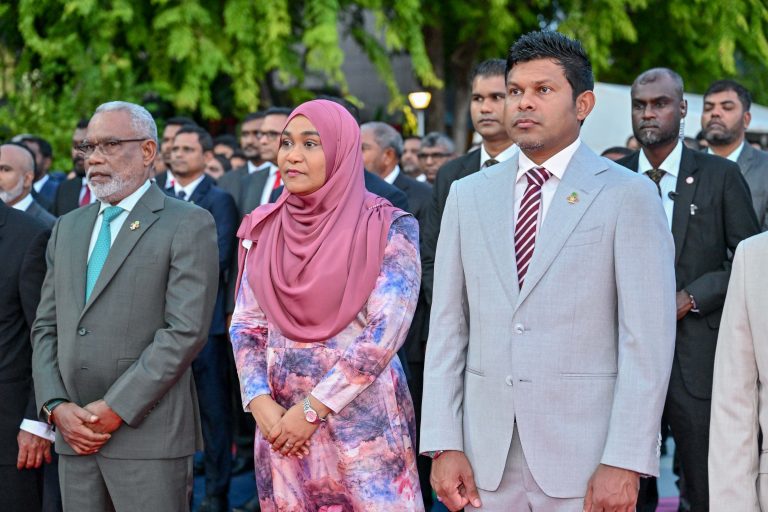 މެޑަމް ސާޖިދާ މިނިވަން ދުވަހުގެ ތަހުނިޔާ ފޮނުއްވައިފި