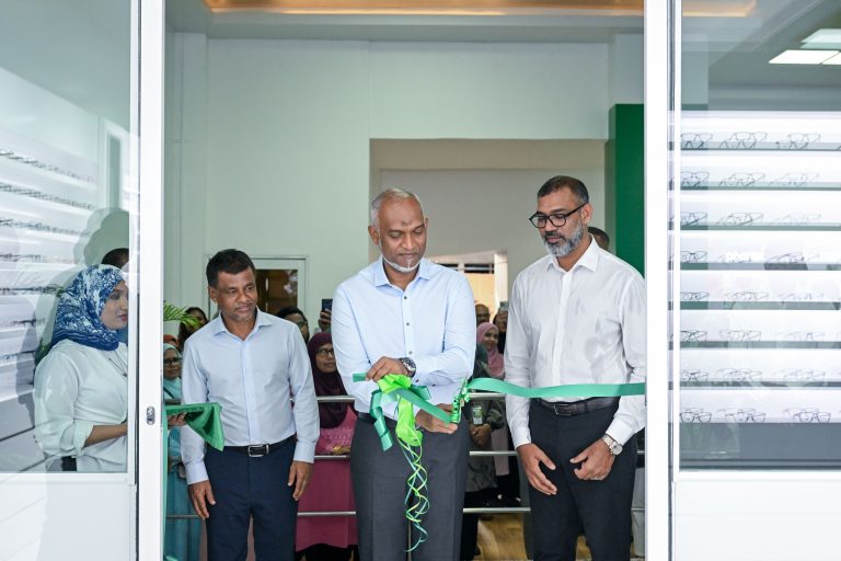 އައިޖީއެމްއެޗްގައި އައިނު ހެދުމުގެ ޚިދުމަތް ފަށައިފި