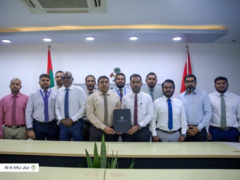 ކުޅިވަރު ތަރައްގީކުރުމުގެ 13 މަޝްރޫއެއް ފެނަކައާއި ހަވާލުކޮށްފި