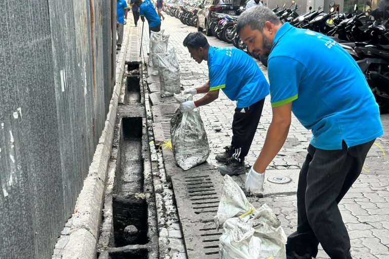އަހަރުގެ މިހާތަނަށް މާލޭގެ 117 މަގެއްގެ ކާނުތައް ސާފުކޮށްފި