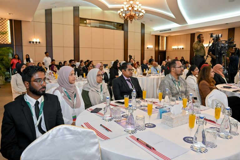 ދަތުގެ ފަރުވާގެ ރާއްޖޭގެ ފުރަތަމަ އިންޓަރނޭޝަނަލް ކޮންފަރެންސް ފަށައިފި