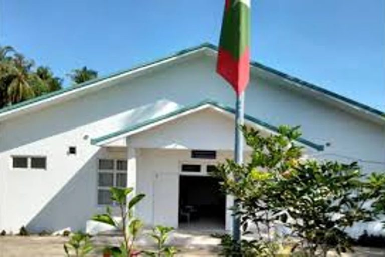ދެ ރަށެއްގެ ހެލްތު ސެނޓަރ އަޅާ ބިން މިނިސްޓްރީ އާއި ހަވާލުކޮށްފި