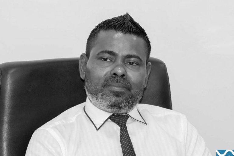 ފެނަކައިގެ ޑީއެމްޑީ ރުކުމާ އިސްތިއުފާ ދެއްވައިފި