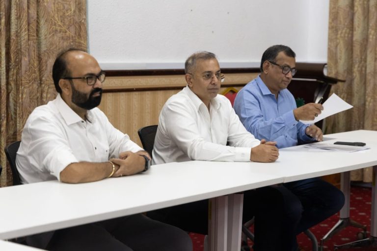 ޓާޓާ ހައުސިންގއާ އެކު ރާއްޖޭގައި ކުރިއަށްދާ މަޝްރޫޢުތަކުގެ ހާލަތާގުޅޭގޮތުން މަޝްވަރާކޮށްފި