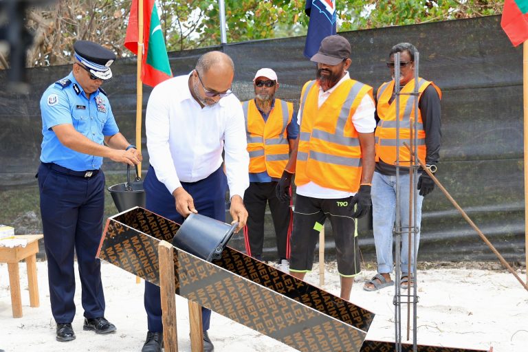 އަމާޒަކީ ކުށުގެ ވެށީގައި މީހުން ހަރުނުލާނޭހެން ފުލުހުންގެ މަސައްކަތްތައް ތަރުތީބުކުރުން: އިޙްސާން