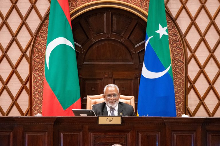 މަޖިލީހުގެ މި އަހަރުގެ ދެވަނަ ދައުރު އިތުރު އެއް ހަފުތާއަށް ދަންމާލައިފި