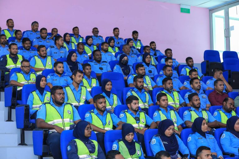 ޓްރެފިކް ޕޮލިހުންނަށް ކެޕޭސިޓީ ބިލްޑިންގ ޕުރޮގުރާމެއް ކުރިއަށްގެންގޮސްފި