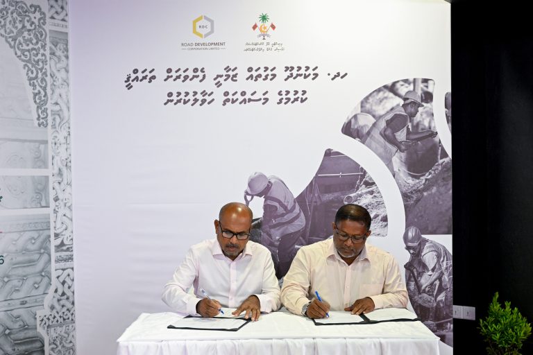 މަކުނުދޫ މަގު ހެދުމުގެ މަސައްކަތް އާރުޑީސީ އާ ހަވާލުކޮށްފި