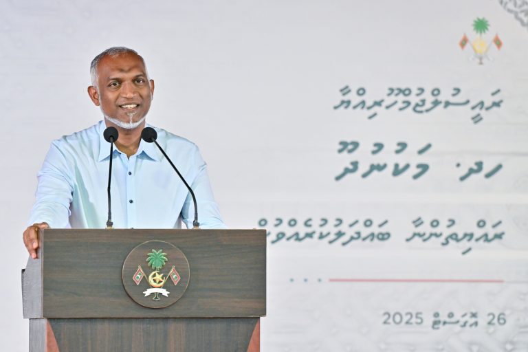 މަކުނުދޫއަށް އެއާޕޯޓެއް އޮތުމަކީ ޒަރޫރީ ކަމެއް: ރައީސް