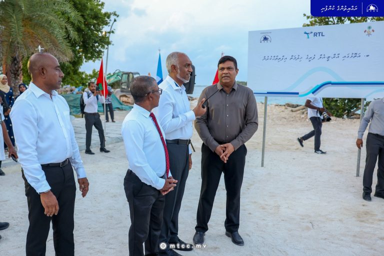 ބ. އަތޮޅުގައި އާރުޓީއެލްގެ ޚިދުމަތް ރަސްމީކޮށް ފަށައިފި