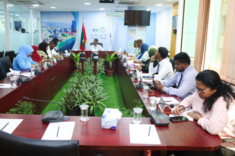 މެދުޒިޔާރަތް މަގު ހުޅުވާލުމަށް މަޝްވަރާކުރަނީ