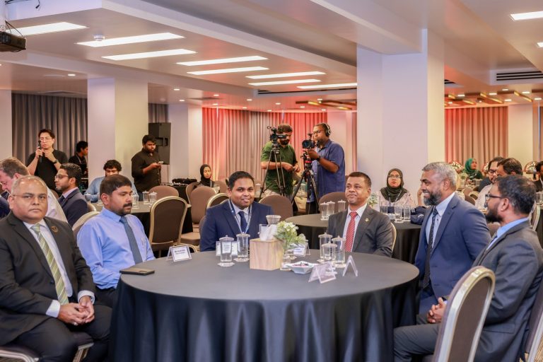 މޯލްޑިވްސް މެޑިކަލް ކޮންފަރެންސް 202 ފަށައިފި