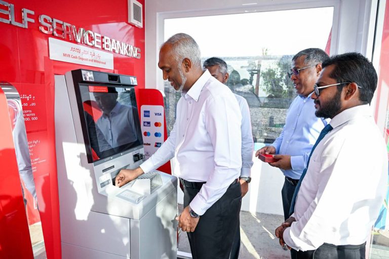ކުރިނބީގައި އޭޓީއެމްގެ ޚިދުމަތް ފަށައިފި