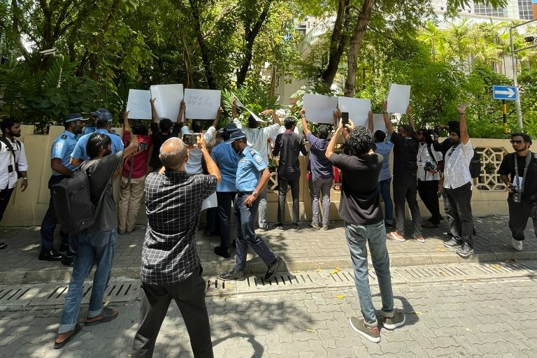 މީޑިއާ ބިލާ ގުޅިގެން މަޖިލީހުން މީޑިއާތަކާއެކު މަޝްވަރާ ބައްދަލުވުމެއް ބާއްވަނީ