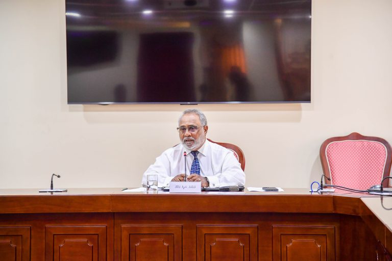 އެޗްއާރުސީއެމަށް ޝަފީޤް ޢައްޔަންކުރަން މަޖިލީހުން ފާސްކޮށްފި