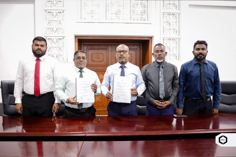 ‎ފިއްލަދޫ ފޭސް ދޭއްްގެ މަގުތައް ޒަމާނީ ފެންވަރަށް ތަރައްޤީ ކުރަން އާރުޑީސީއާ ހަވާލުކޮށްފ