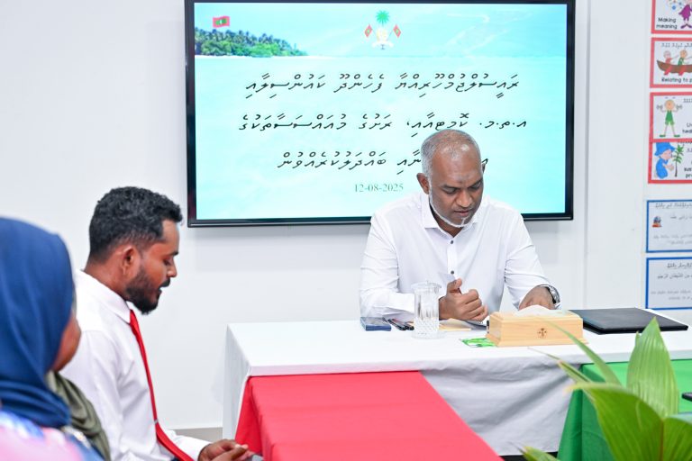 ރައީސް ފެހެންދޫ ކައުންސިލާ ބައްދަލުކުރައްވައިފި
