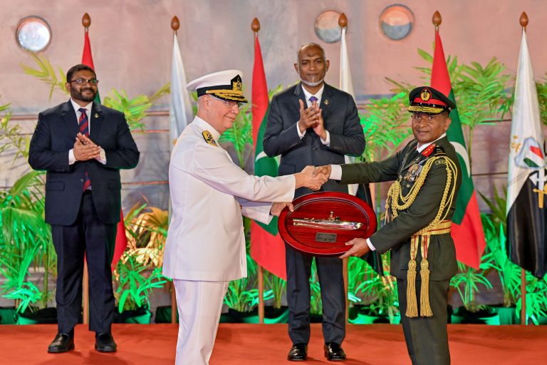 ތުރުކީން ހަދިޔާކުރި މަނަވަރު ދިވެހި އަސްކަރިއްޔާއާ ހަވާލުކޮށްފި