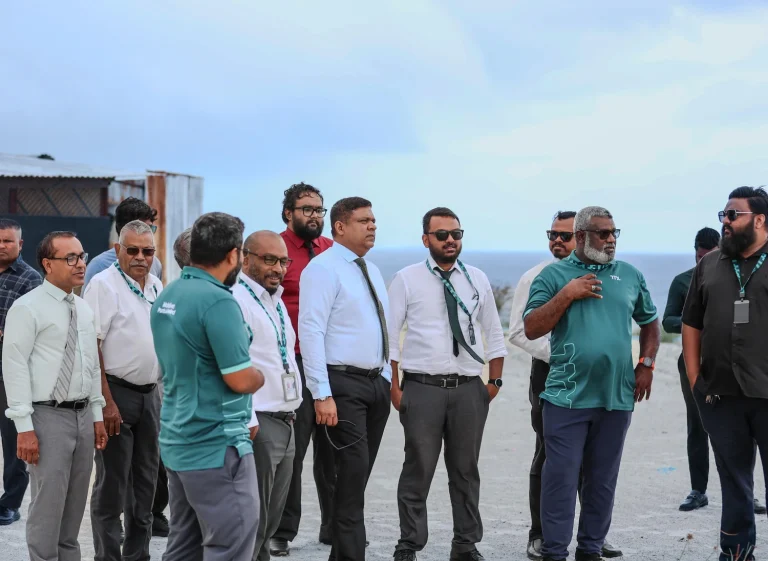 އެމް.ޕީ.އެލްގެ ތިލަފުށީ ޕޯޓް މަޝްރޫޢުގެ މަސައްކަތް މިނިސްޓަރ އަމީން ބައްލަވާލައްވައިފި