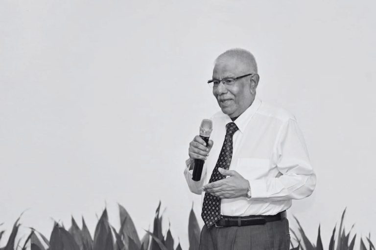 އެމްޔޫ މަނިކުގެ ޣައިބަށް ކުރެވޭ ކަށުނަމާދު އަސްރު ނަމާދަށް ފަހު އިސްލާމީ މަރުކަޒުގައި