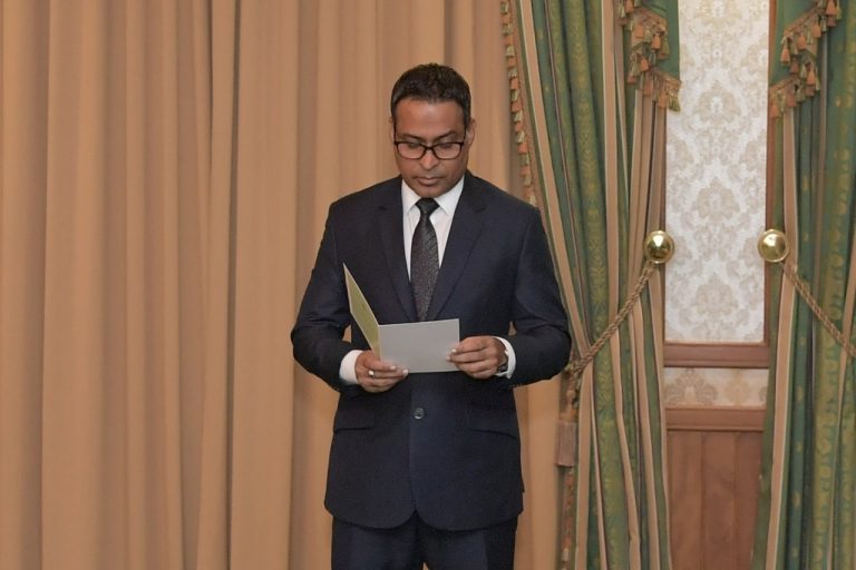 އުއްތަމަ ފަނޑިޔާރު ކަމަށް ޢަބްދުލްޣަނީ ޢައްޔަންކުރަން މަޖިލީހަށް ފޮނުވައިފި