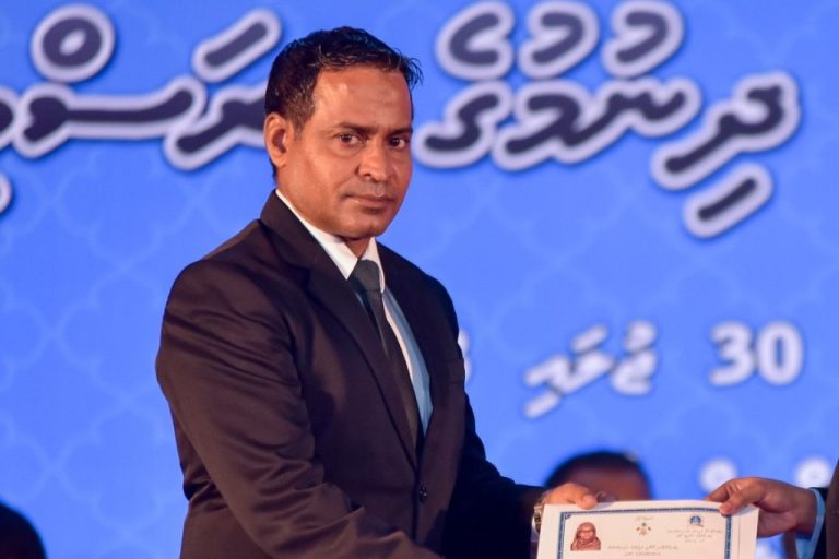 އުއްތަމަ ފަނޑިޔާރަކަށް ޣަނީ ޢައްޔަންކުރަން މަޖިލީހުން ރުހުން ދީފި