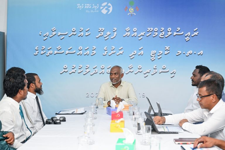 ފުލިދޫ ރައްޔިތުންނަށް އެންމެ މުހިންމު ކަންކަމާ ގުޅޭގޮތުން މަޝްވަރާކޮށްފި