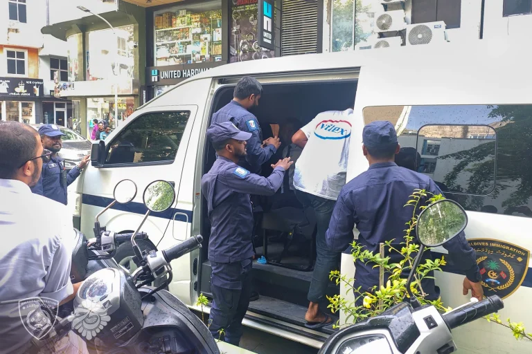 ހީނާމާގޭ ޕާކިން ސަރަޙައްދުން އަނެއްކާވެސް 11 ބިދޭސީން ހައްޔަރުކޮށްފި