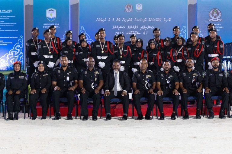ކަރެކްޝަނަލް އޮފިސަރސް ޓްރޭނިންގ ޕްރޮގްރާމްގެ ދަސްވެނިވުމުގެ ރަސްމިއްޔާތު ބާއްވައިފި