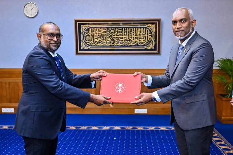 ޖޭއެސްސީގެ މެންބަރުކަމަށް މުޖްތާޒް ޢައްޔަންކުރައްވައިފި