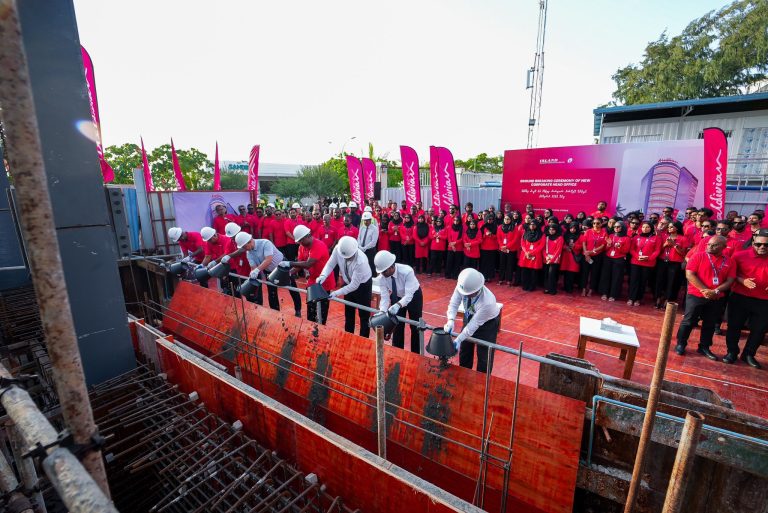 އައިލެންޑް އޭވިއޭޝަންގެ އާ އޮފީސް އިމާރާތުގެ ބިންގާ އަޅައިފި
