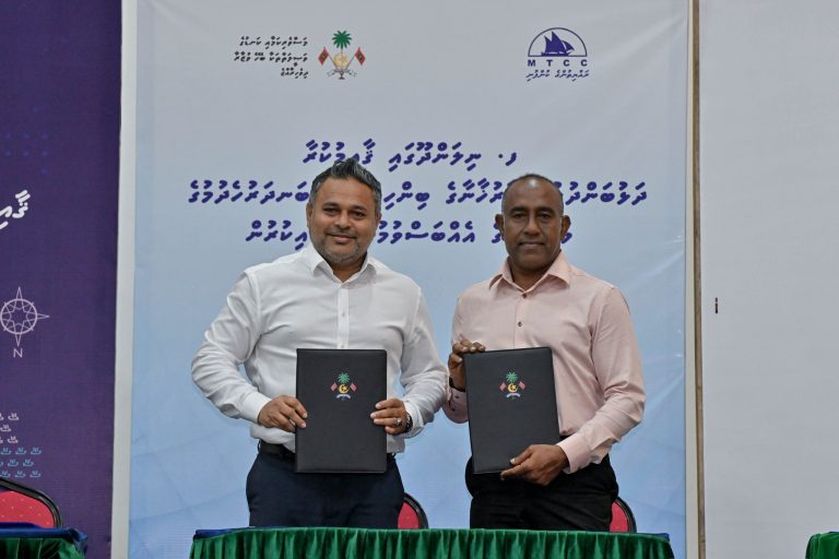ނިލަންދޫ ދަޅުމަސް ބަންދުކުރާ ކާރުޚާނާގެ ބިން ހިއްކުމާއި ބަނދަރު ހެދުމުގެ މަސައްކަތް އެމްޓީސީސީއާ ހަވާލުކޮށްފި