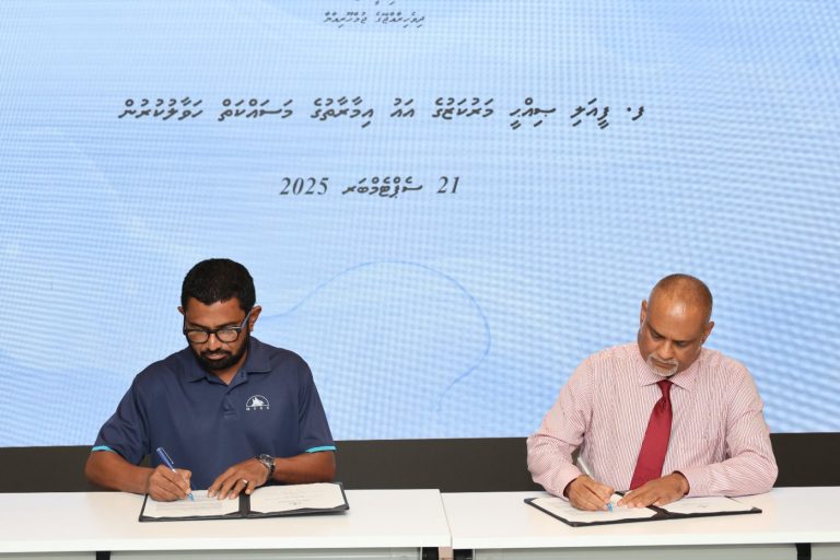 ފީއަލީ އާއި ކުބުރުދޫ ޞިއްހީ މަރުކަޒު އަޕްގްރޭޑް ކުރުމުގެ މަސައްކަތް އެމްޓީސީސީ އާ ހަވާލުކޮށްފި