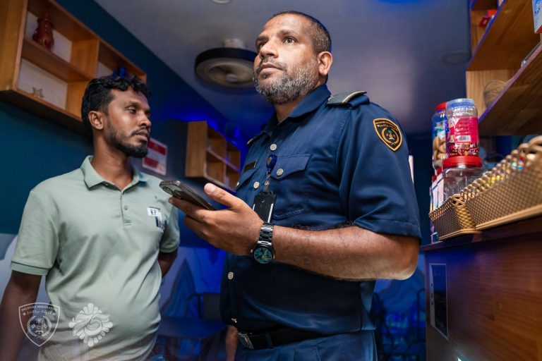 ގަވާއިދާ ޚިލާފަށް އުޅުނު 3 ބިދޭސީއަކު އިމިގްރޭޝަންގެ ބެލުމުގެ ދަށަށް ގެންގޮސްފި