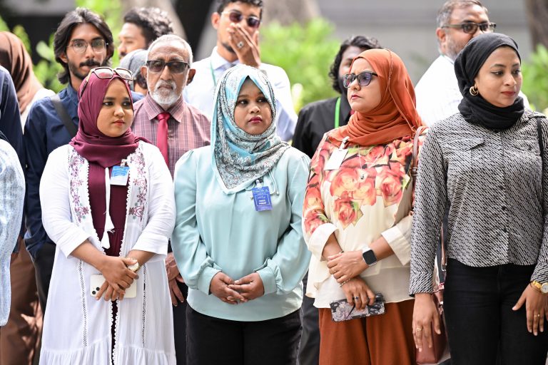ކޮންޓެންޓް ކްރިއޭޓަރުންނަށް ދެ ހަފުތާތެރޭގައި ލޯން ދޫކުރަނީ