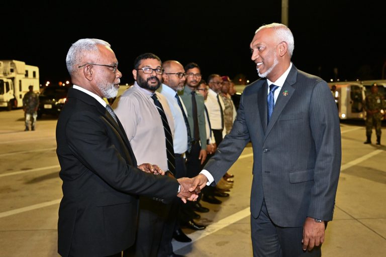 އަރަބި އިސްލާމީ ގައުމުތަކުގެ ކުއްލި ސަމިޓްގައި ބައިވެރިވުމަށް ރައީސް ގަތަރަށް ވަޑައިގެންފި