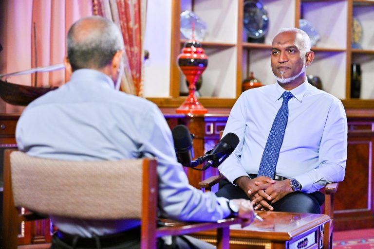 ކުރީގެ ރައީސުންނާއި މެންބަރުންގެ ބައެއް އިނާޔަތްތައް އުނިކުރަން އަންނަ ދައުރުގައި ހުށަހަޅާނަން: ރައީސް